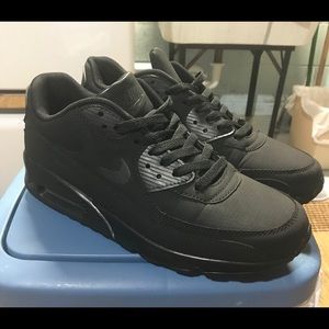 🎈Nike Air Max Size 9🎈